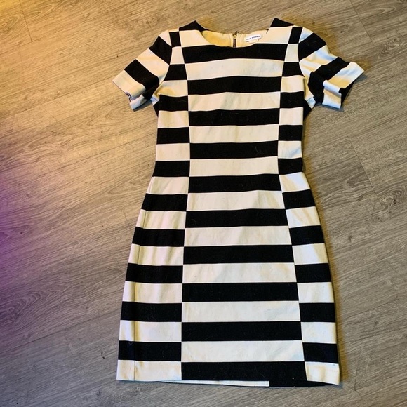 Club Monaco Dresses & Skirts - Club Monaco Black and White Checkered Mini Dress
